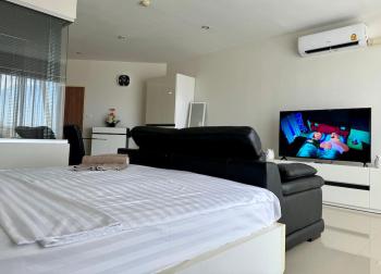 Thawi Studio with Sea View in Chic Condo, Karon Beach (foto 2)