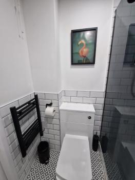 Stylish 2 Bedroom Apartment Sleeps 4 Contractors and Corporates Welcome, Birmingham (foto 5)