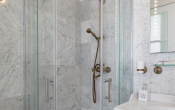 Jordaan Suite bed and bubbles, Amsterdam (photo 4)