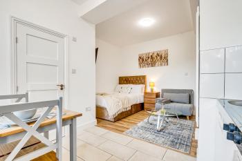 Stunning Studio in heart of LDN with garden, Londyn (zdjęcie 2)