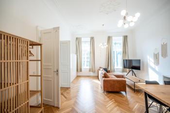 TIP! Design-Apartment in Toplage 75qm in Szeneviertel, Drážďany (fotografie 2)