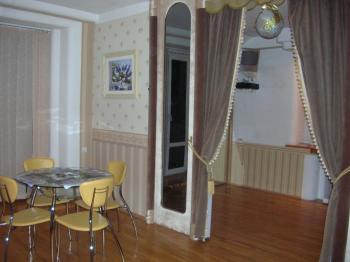 Центр Вінниці-Архітектора Артинова 55 Світло є завжди, Vinnytsia (photo 3)