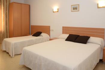 Pension Canadiense, Барселона (фото 5)