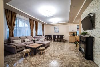 Слънчевите Къщи, Banya (photo 2)