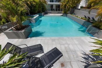 Waterline 302, Forster (fotografie 4)