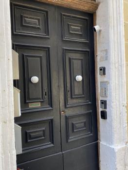 Palatial Flat inside Bright Duplex Penthouse, La Valette (photo 3)