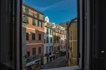 Lisetta Rooms, Vernazza (fotografie 2)