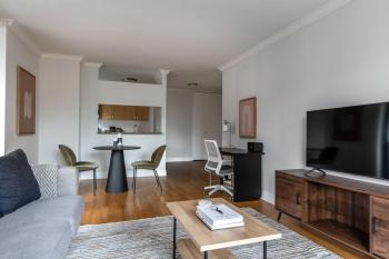 Midtown 1br w doorman wd nr Times Square NYC-1351, New York (Foto 4)