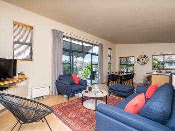 Oceans 8 - Mangawhai Heads Holiday Home, Mangawhai (Foto 4)