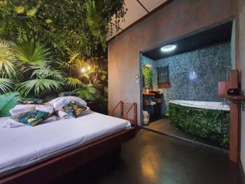 Tropicana Jacuzzi Apartment, Cracovie (photo 5)