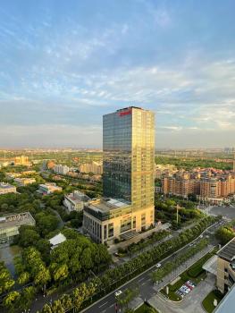 Shanghai Marriott Hotel Pudong East - Only a 20 minute drive from Disney, Shanghai (photo 2)