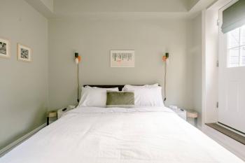 Airy Greenwich Retreat with Private Deck, New York (fotografie 2)