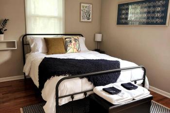 Cozy house near Lake Erie, 10 minutes to Downtown., Cleveland (foto 2)