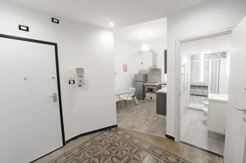 Lauretta: Appartamento adiacente metro, Génova (foto 2)