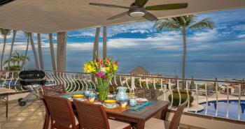 Ocean Front, 3 bedroom, 3 bathroom, Casa Natalia, Playa Esmeralda, Пуэрто-Вальярта (фото 2)