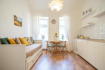 Nice room with double bed in zizkov - shared bathroom, Praga (zdjęcie 2)