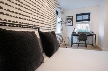 Canal-Side Townhouse Free Parking City Location, Лидс (фото 4)