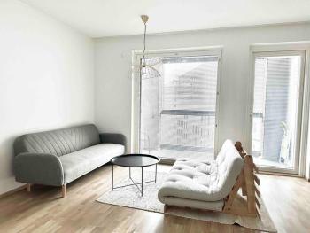 Spacious 1BR With Balcony, Хельсинки (фото 4)