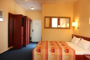 Cabo Nonsmoking-Hotel, Hamburg (zdjęcie 3)