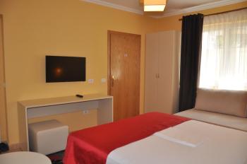 Hotel Pik Loti, Тирана (фото 4)