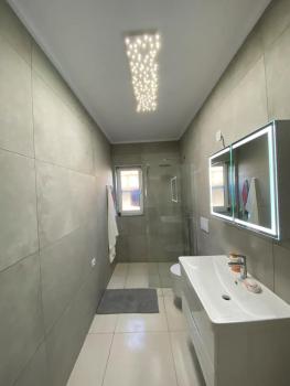 Bright & Cozy Room with Balcony, Çorovodë (photo 5)