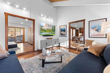 Hideaway in the Highlands - 4BR, Pet Friendly w Hot Tub - Minutes from the Lake & Tahoe City, Tahoe City (foto 4)