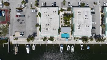 Seashells Getaway - Boat Slip, Ramp, Pool, Marathon (foto 2)