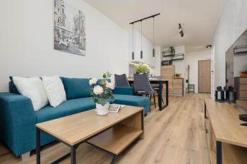 Łopuszańska Apartment with Balcony in Warsaw by Noclegi Renters, Warszawa (zdjęcie 2)