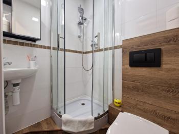 Hostel Helvetia - Private Rooms in City Center, Varsavia (foto 4)