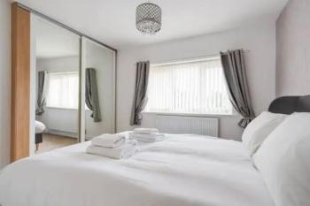 New build house near Trafford Centre with drive, Manchester (fotografie 5)