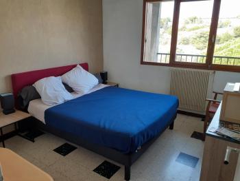 Chambre B2 dans un appartement en colocation, Marsiglia (foto 5)