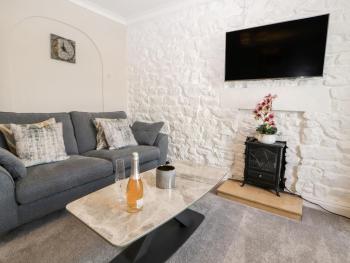 Market Square Maisonette, Carnforth (photo 5)
