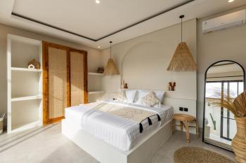 Modern Luxe 2BD w/Cinema + Pool, Dalung (photo 3)
