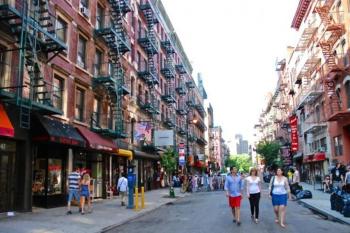 2 Bedroom Apt with 3 Beds - Friends & Family, New York (Foto 2)