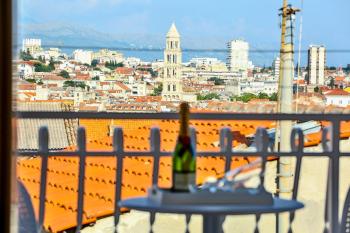 Summer lounge Split, Split (photo 2)