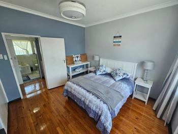 Secure Private Flatlet in Newton Park, Port Elizabeth (photo 5)
