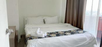 Comfort room, Manila (photo 2)