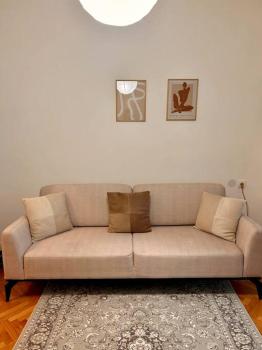 Chic Urban Retreat, Sofia (photo 2)