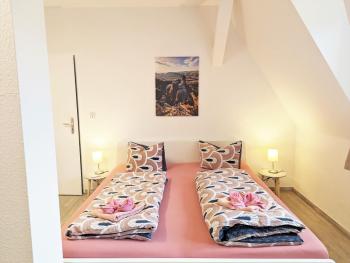 Urlaubsmagie - Ferienwohnung Uhunest - Gemeinschaftsgarten mit Pool & Sauna - UO3, Sebnitz (fotografie 5)