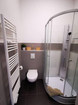 SC 07 by ROCKCHAIR Apartments l SUPERHOST Status l 2,5 Bedrooms Boxspringbeds Balcony Elevator welcomes you!, Berlin (zdjęcie 2)