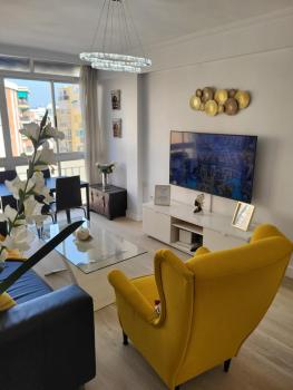 3BR Top Floor Apartment Vialia La Unión Metro, Málaga (photo 2)