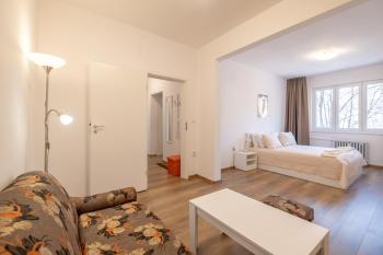 Peaceful downtown location - 2 bedroom apartment by Flat Manаger, Sofia (photo 2)