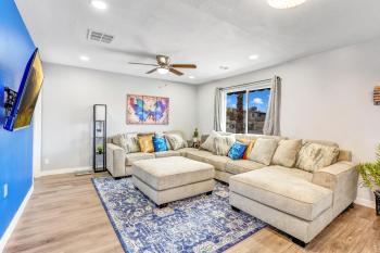 Big Group, Remodeled, Landscaped, King Beds, Desks, Las Vegas (fotografie 2)