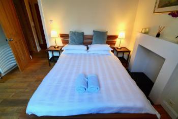 Spacious 2 bed apt next to Royal Mile & Waverley, Edinburgh (fotografie 4)