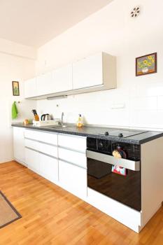 Convenient, family-friendly and stylish 3 bed apt, Skopje (photo 4)