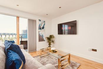 King Deluxe City Apt Large Balcony& Free Parking!, Leeds (photo 2)