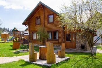 Садиба У Василини та Романа, Bukovel (photo 2)