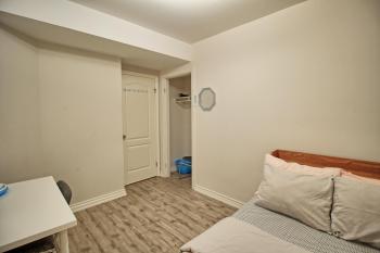 Soho, Comfortable with Free Parking Spot on basement, Vaughan (zdjęcie 3)