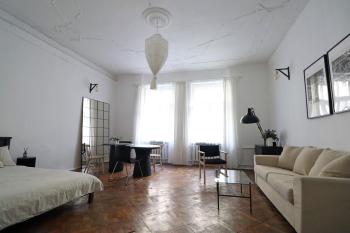 Spacious 3 room apartment in Art nouveau district, Riga (foto 2)