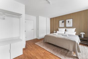 100sqm Luxury Apt in Prime Location near Ku'Damm, Berlin (photo 3)